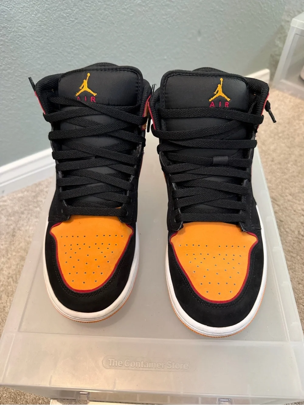 Nike Air Jordan 1 High Black/Orange